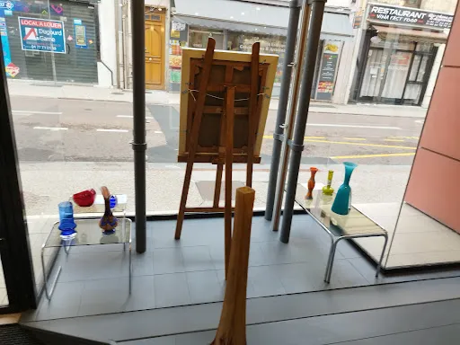 AAA Antiquités Art et Ambiance à Roanne