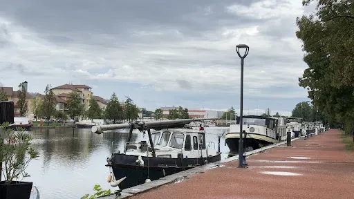 Aire camping car à Roanne