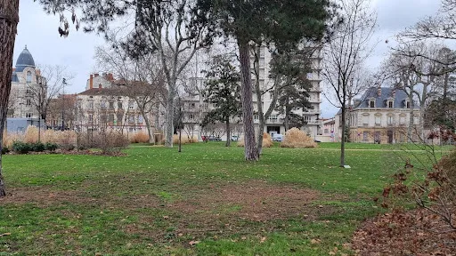 Aire de Jeux à Roanne