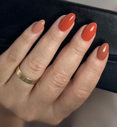 Chic Roannaise ( Onglerie ) à Roanne