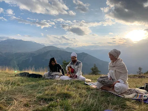 Cours de Yoga Kundalini à Roanne à Roanne