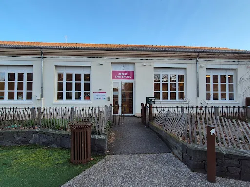 Crèche L'arc-en-ciel AÉSIO Santé à Roanne