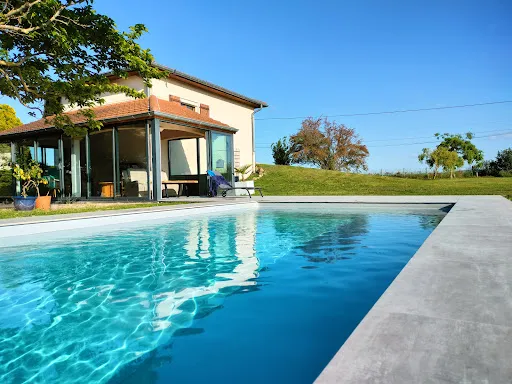 DPN42 Desjoyaux Piscines Nord 42 à Roanne