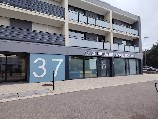 Dr José LORENZO-CARERRO - Ophtalmologue Roanne, Chirurgie des yeux, Cataracte et rétine à Roanne