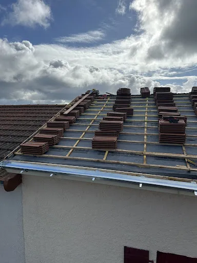 France facade toiture à Roanne