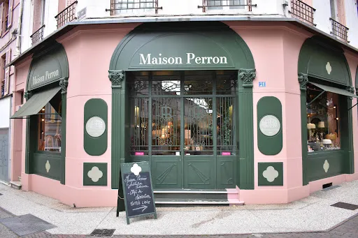 MAISON PERRON 1978 à Roanne
